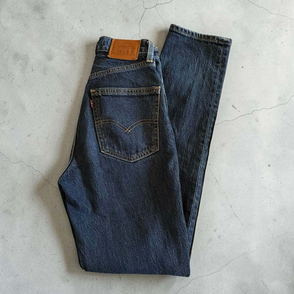 Levi's Premium 70s High Slim Straight Jeans Size 23